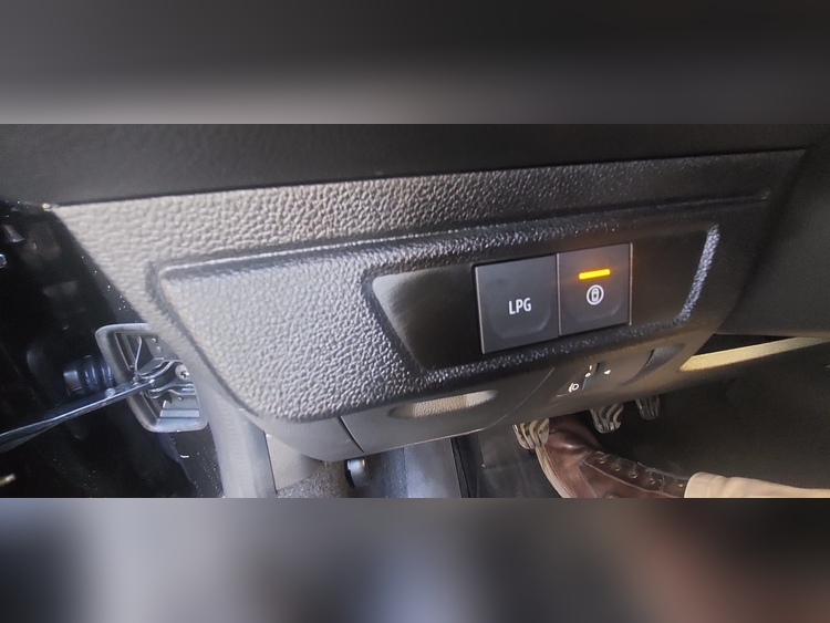 Dacia Sandero Stepway 1.0 100cv glp foto 8